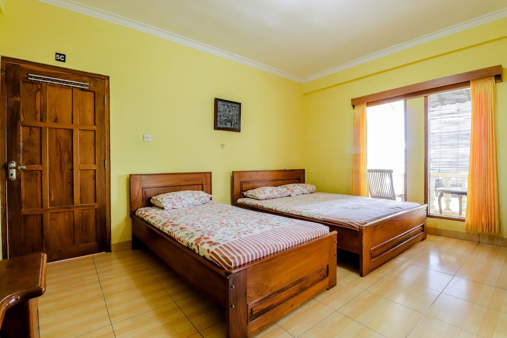 Adinda Beach Hotel And Villa — Bantul
