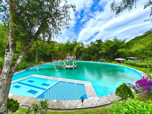 Hotel Parque Recreacional El Lago Libano — hotel in Libano