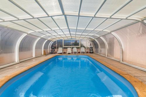 Appartement spacieux à Banyuls sur Mer avec piscine partagée — 4-Star Luxury Hotel in Banyuls De La Marenda, France