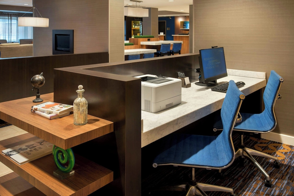 Courtyard Marriott Binghamton - photo 34
