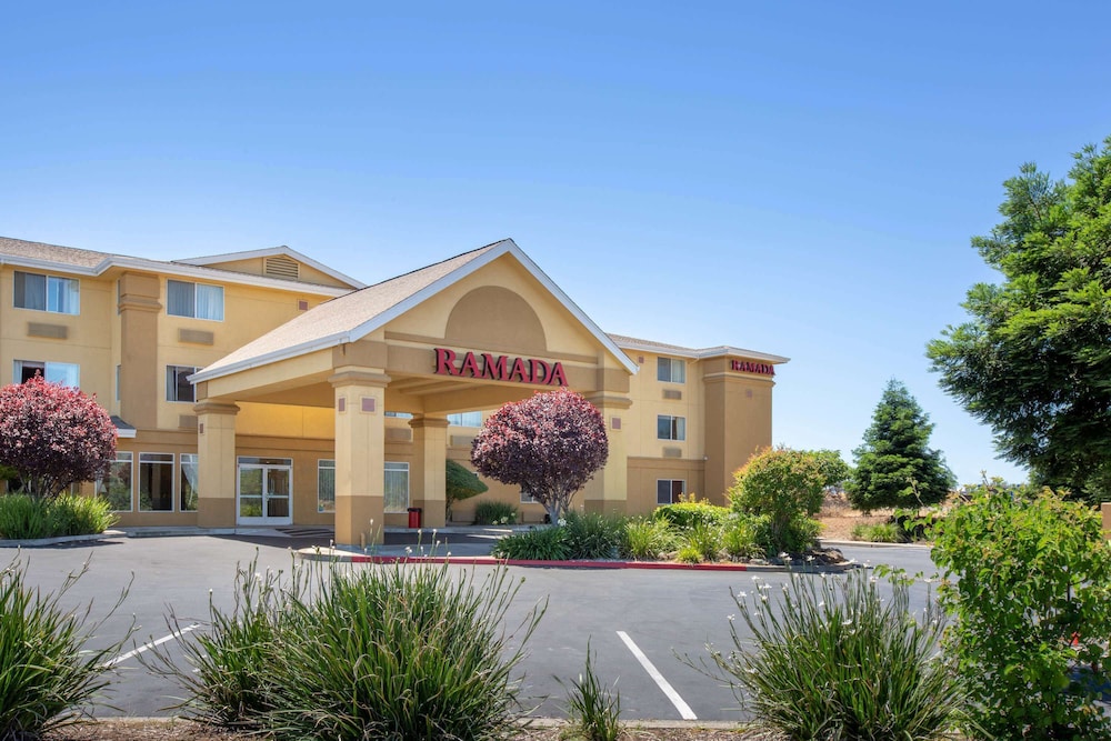 Holiday Inn Express Redding North by IHG - photo 8