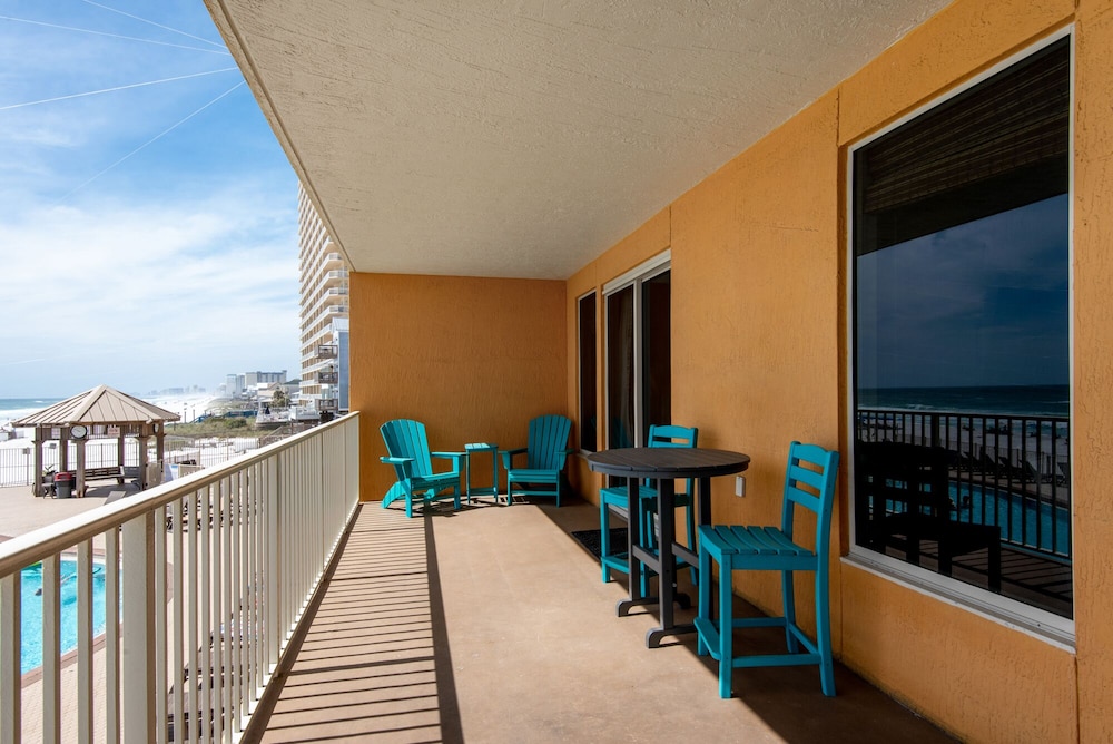 Treasure Island 0209 - photo 37