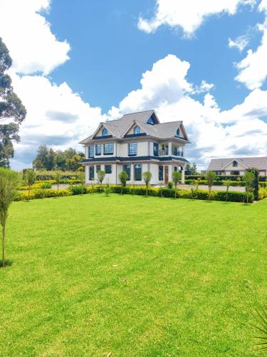 Emet Country Farm Home — 4-Star Luxury Hotel in Nyahururu, Kenya