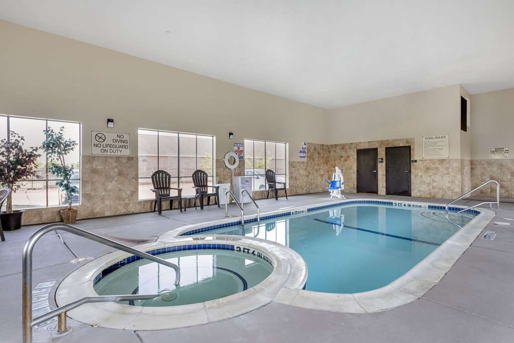 Comfort Inn & Suites Fort Worth Fossil Creek - photo 39