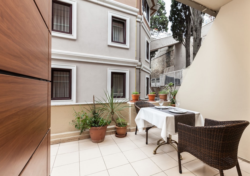 Büyükada Comfort Hotel — Adalar — photo 4