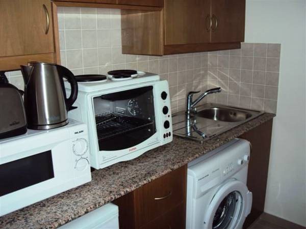 Paschali Hills Apartment Complex