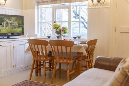 Acorn Cottage