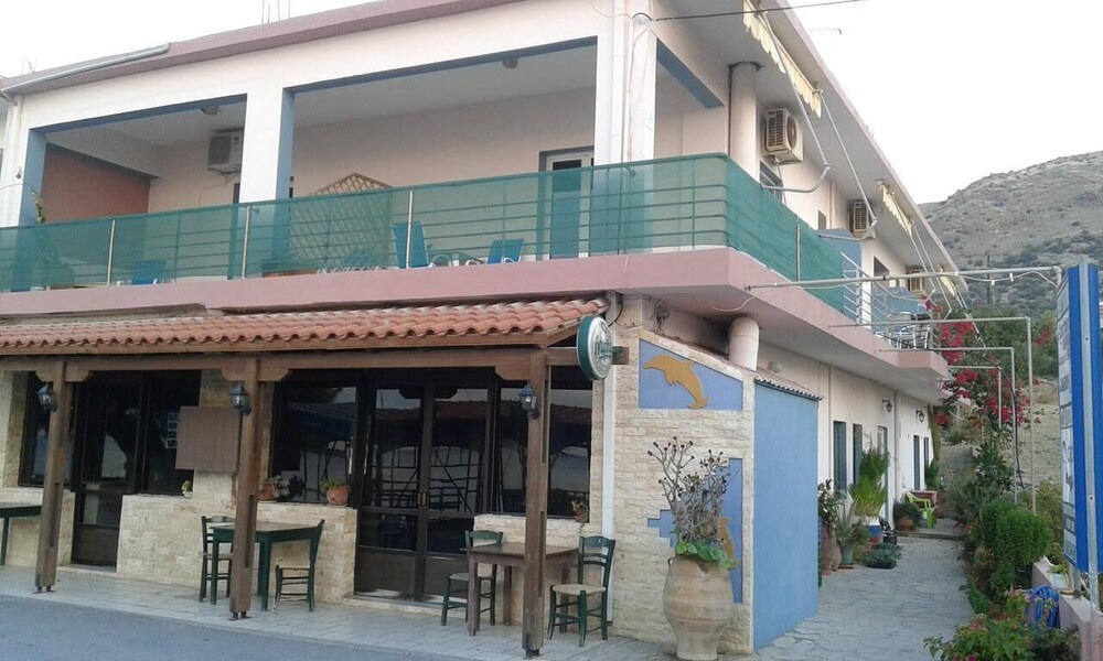 Jason Rooms & Studios — hotel in Kastri