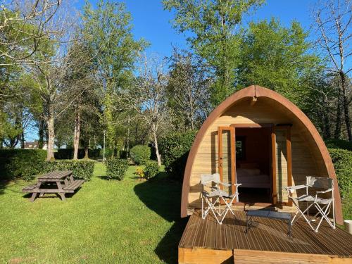 Le Lieu - carbon neutral hotel in Unknown City
