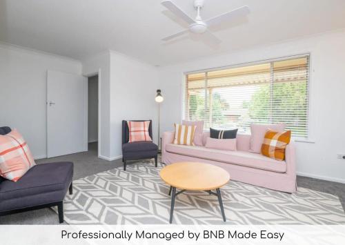 Cadogan House Professionally Styled in CBD — 4-Star Luxury Hotel in Orange, Australia