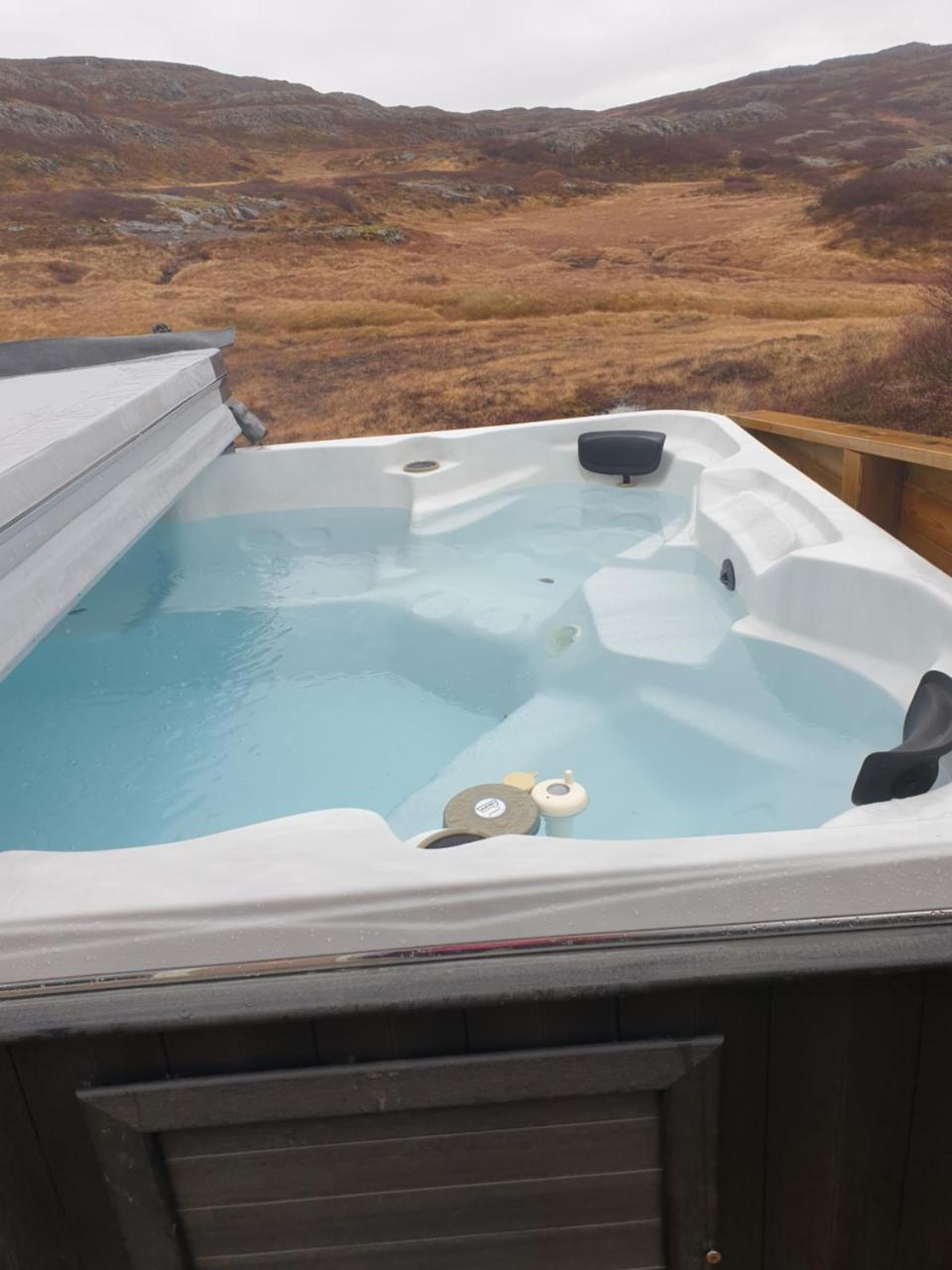 Hvammur 10 with private hot tub