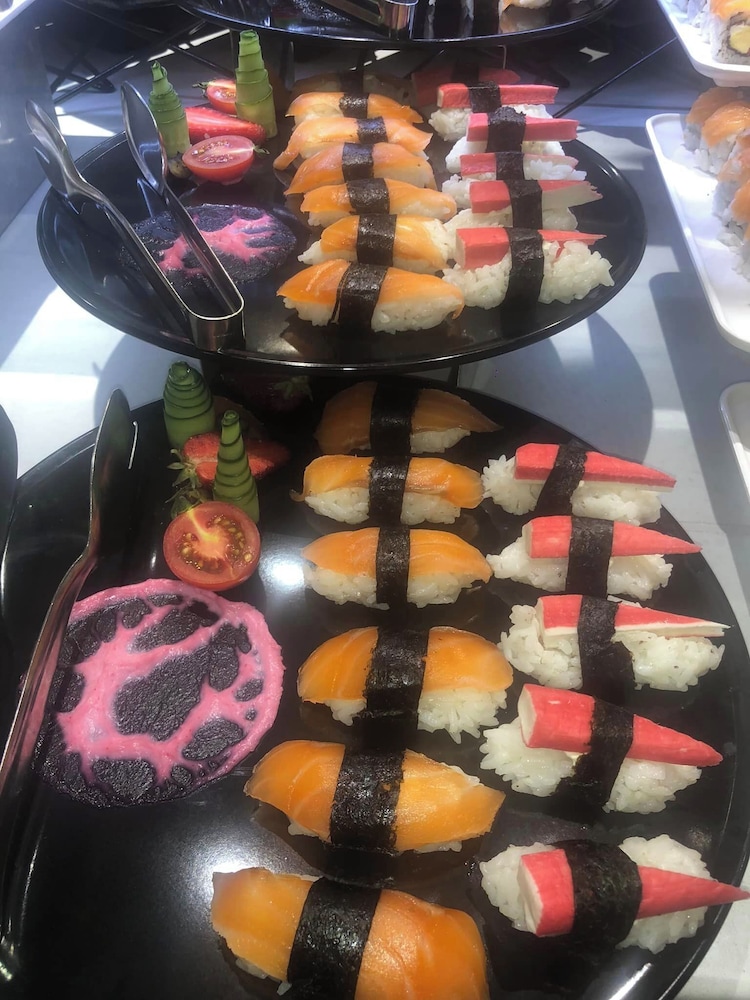 מזון ומשקאות