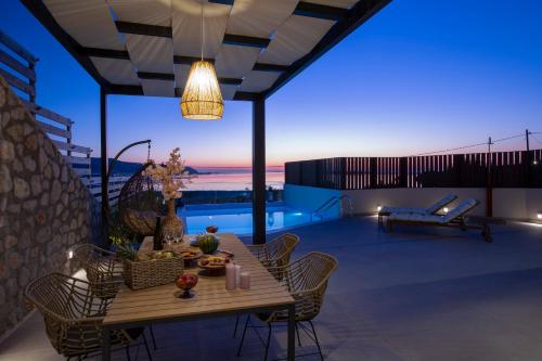 Ampolia Villas Lefkada — 4-Star Luxury Hotel in Agia Varvara, Greece