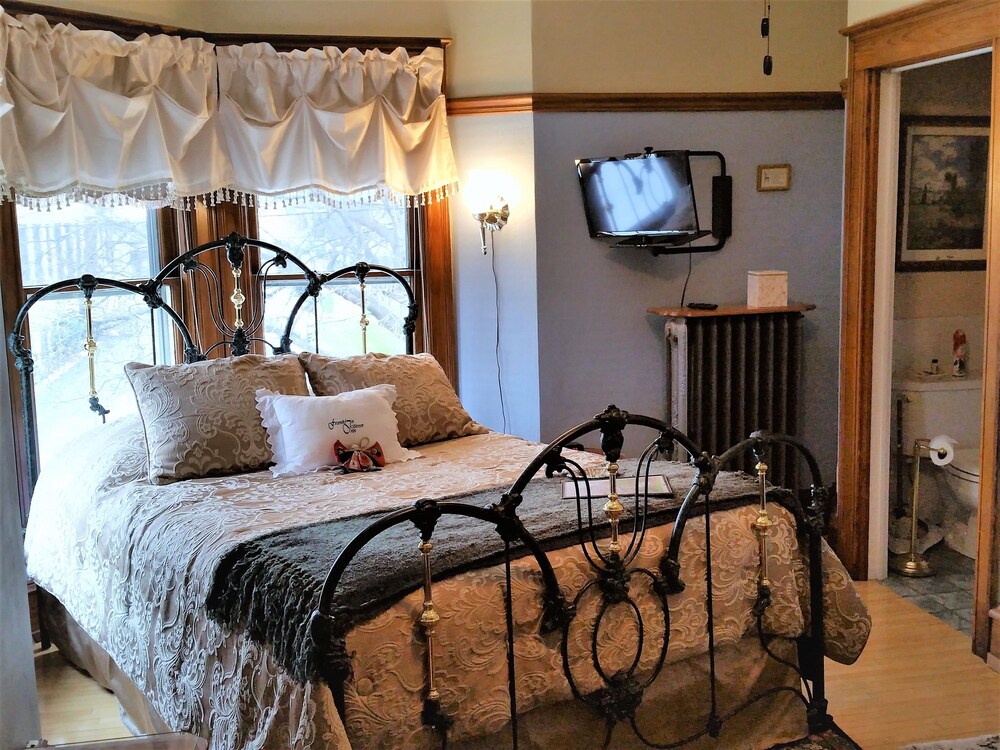 Franklin Street Inn LLC - photo 7