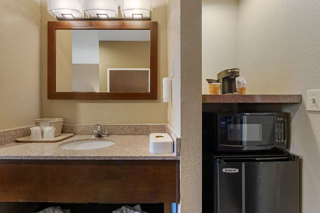 Comfort Inn Lathrop Stockton Airport - photo 15
