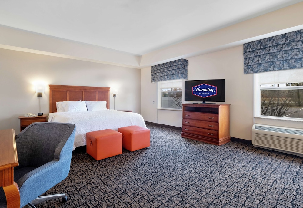 Hampton Inn & Suites Rockland - photo 23