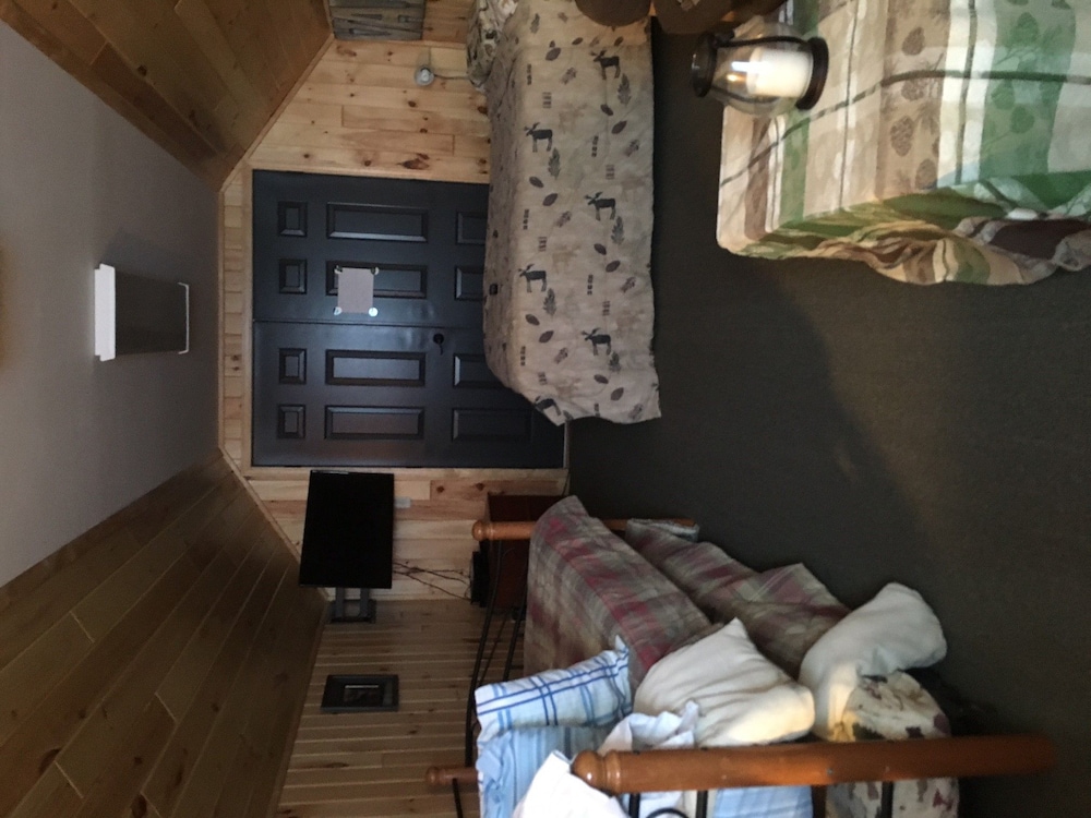 Valhalla Hillside Inn - photo 30