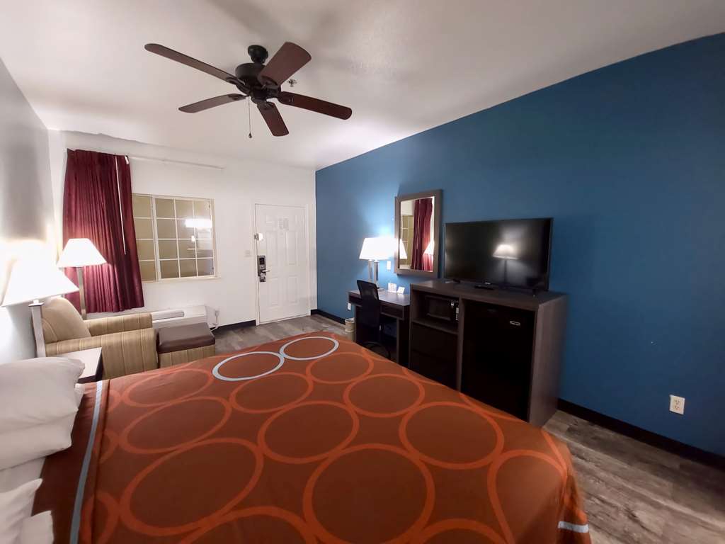 Super 8 by Wyndham Forney East Dallas - photo 13