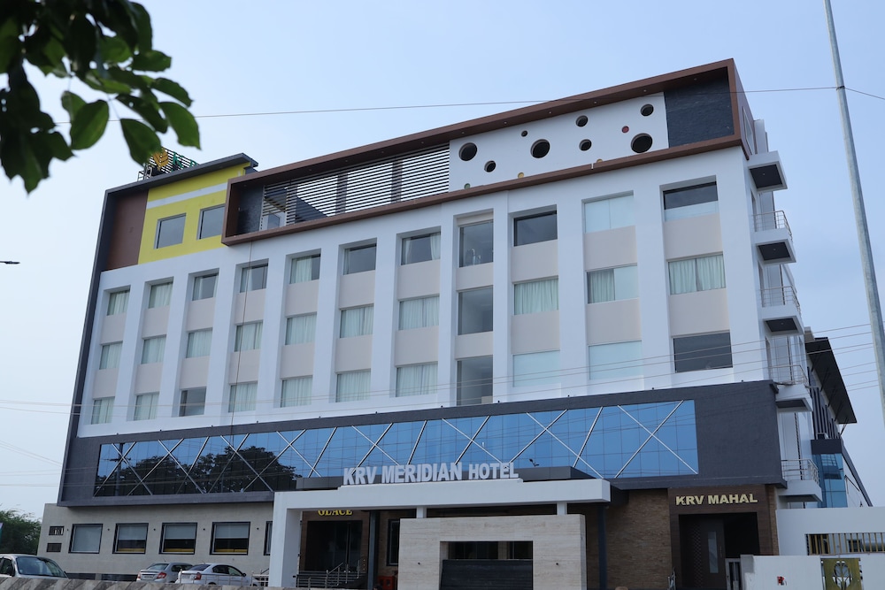 KRV Meridian - carbon neutral hotel in Karur