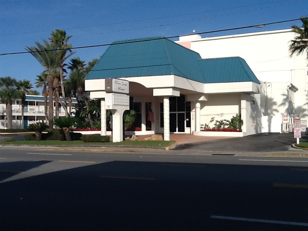 Ocean Jewels Resort - carbon neutral hotel in Daytona Beach