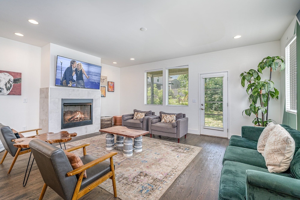 Verde Heights Sleeps 12 In Cumberland Heights — 4-Star Luxury Hotel in Nashville, United States