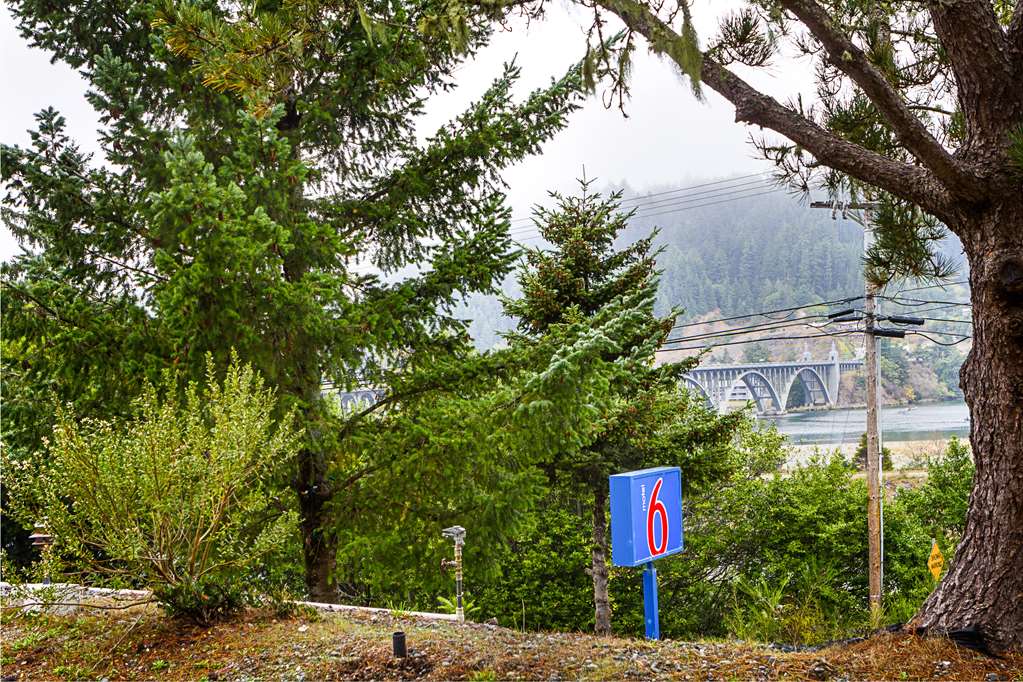 Motel 6 Gold Beach - photo 9