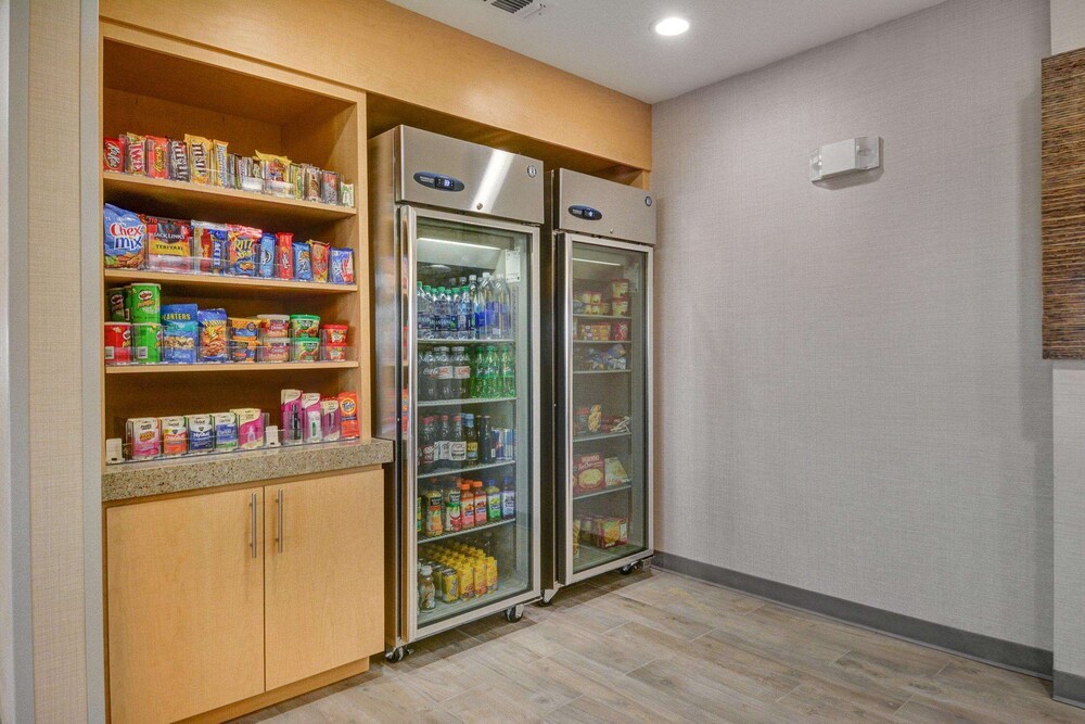 Home2 Suites by Hilton Irving DFW Airport North - photo 25