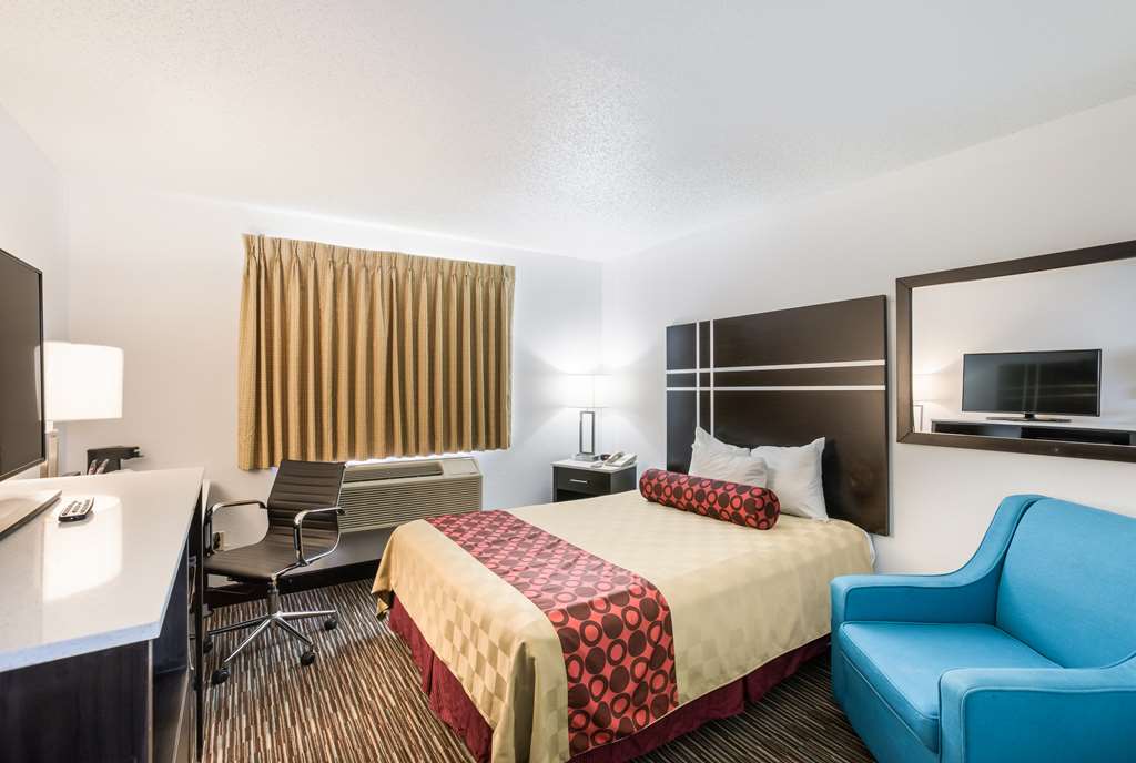 Americas Best Value Inn Charlotte MI - photo 13