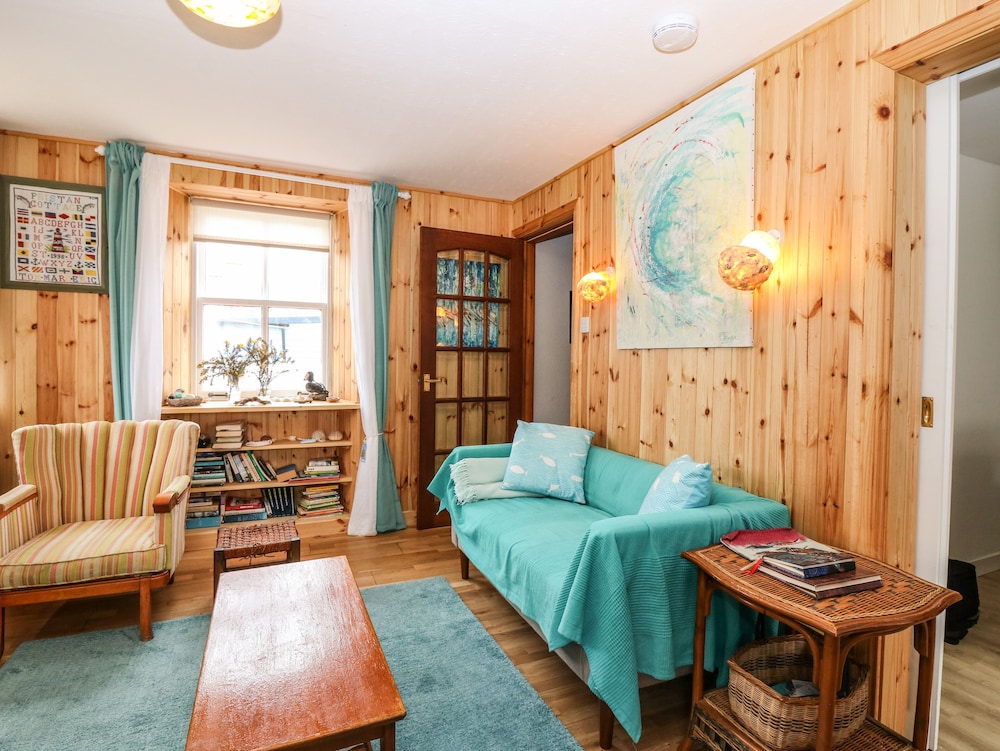 Dookers’ Hoose — Buckie — photo 4