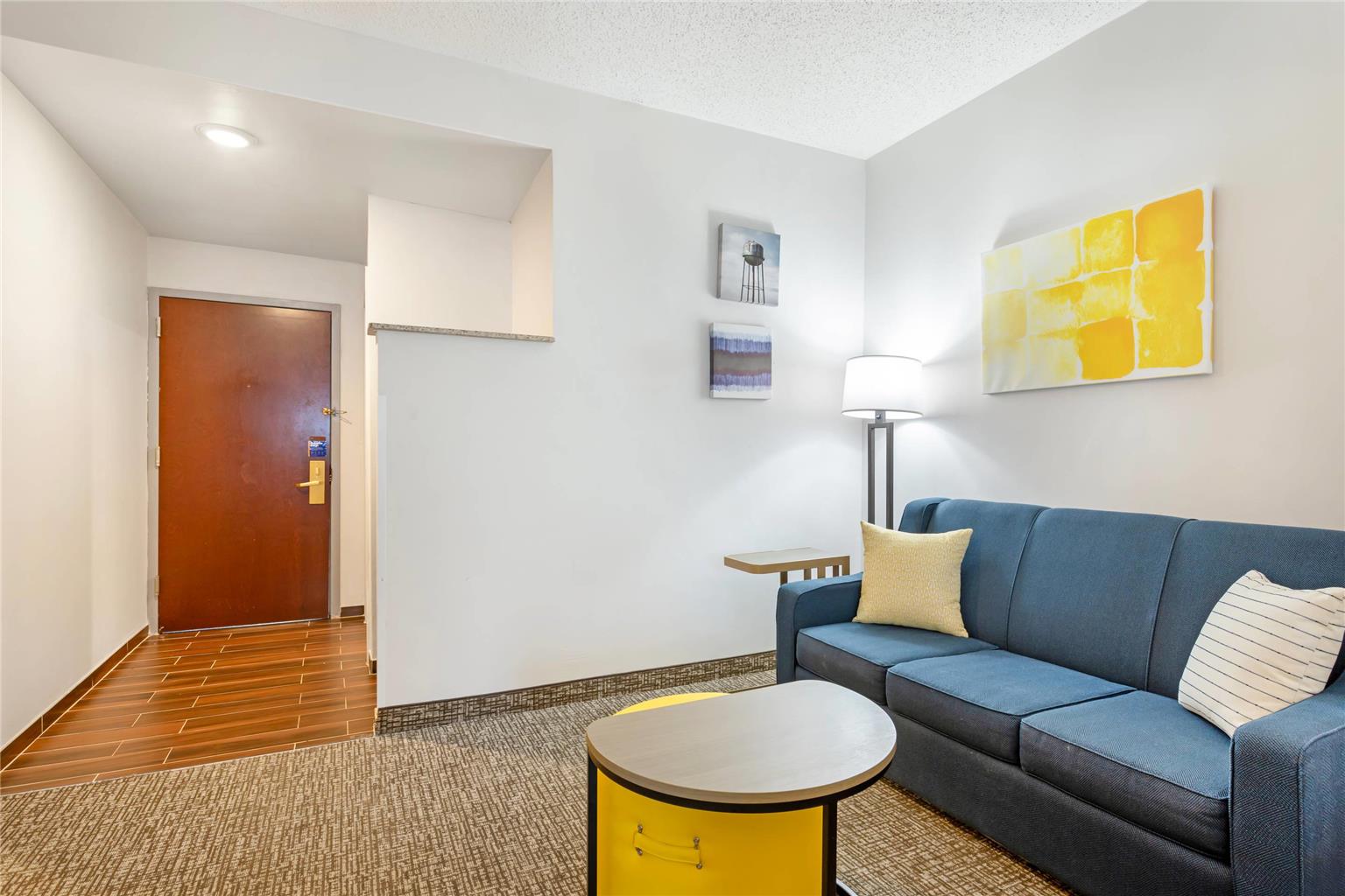 Comfort Suites East Brunswick South River - photo 31