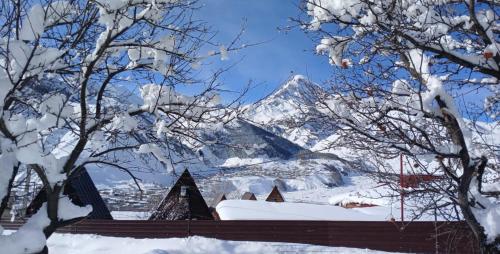 Kazbegi Milla Cottages&Spa — Step'antsminda — photo 4