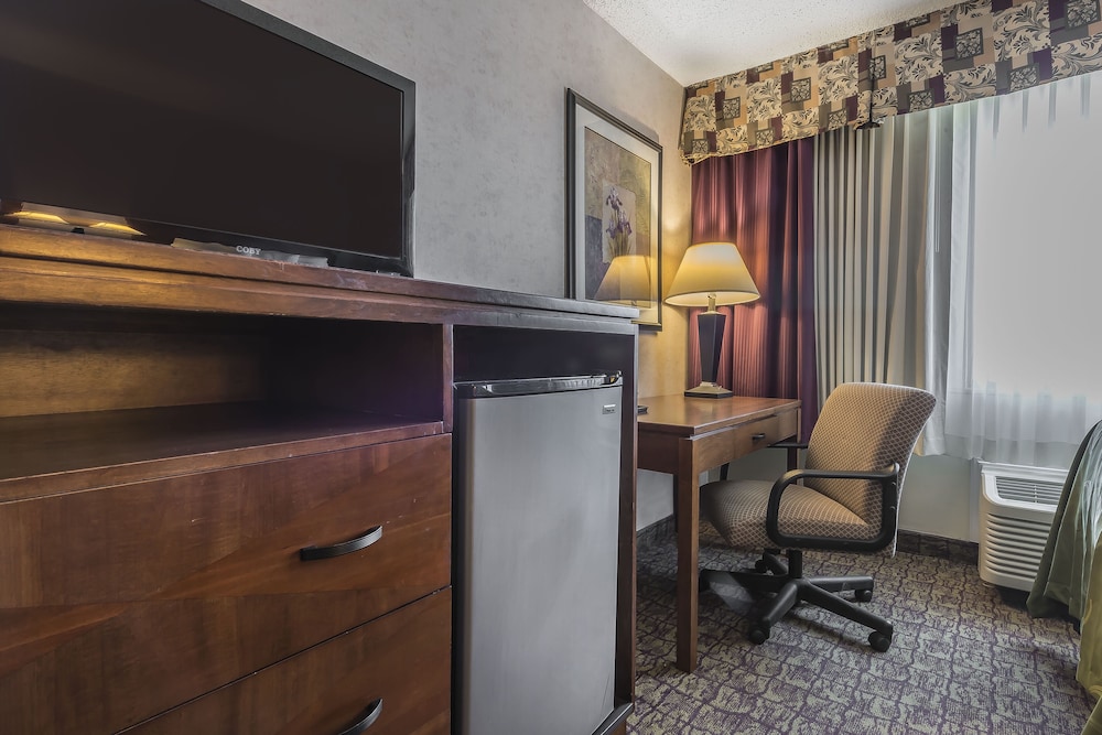 Spark By Hilton Hamburg - photo 6