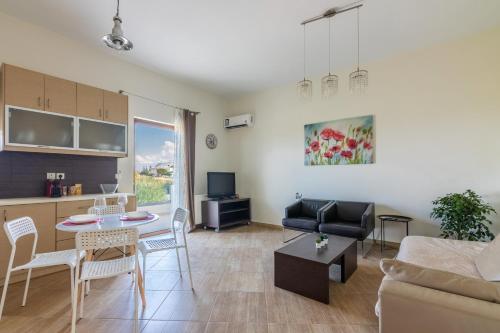 Stella Apartment near the beach by Hospi Living — 4-Star Luxury Hotel in Kato Gouves, Greece