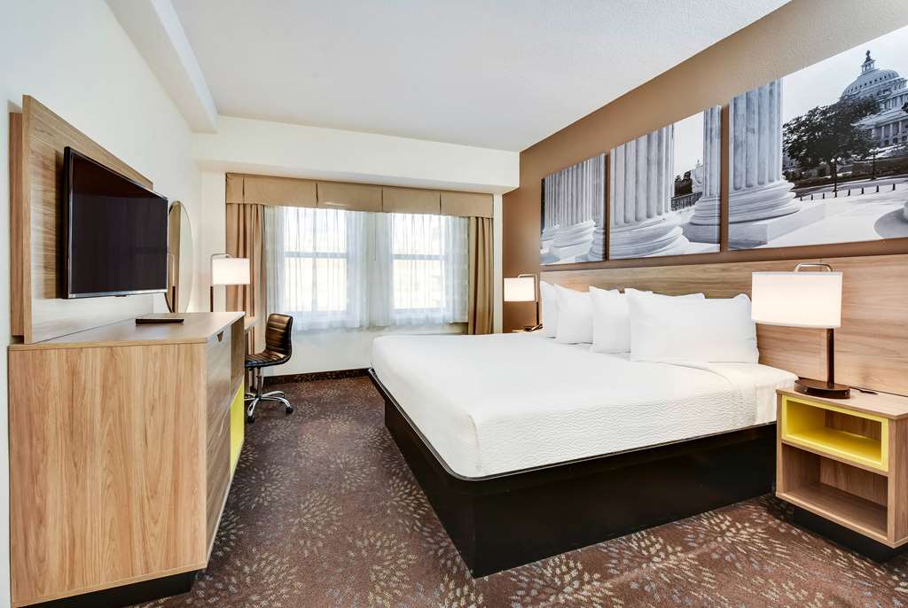 Days Inn by Wyndham Washington DC Connecticut Avenue - photo 14
