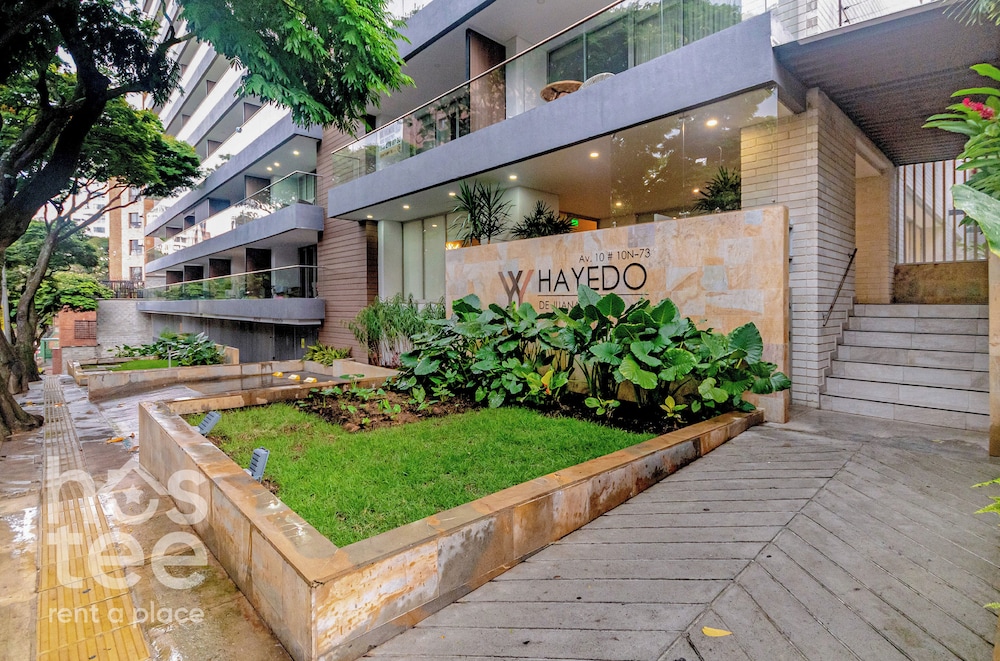 Edificio Hayedo Juanambu — 4-Star Luxury Hotel in Cali, Colombia