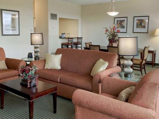 Travelodge Lafayette - photo 8