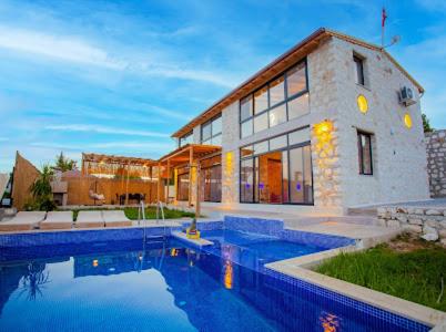 Villa Sunrise — 4-Star Luxury Hotel in Demre, Turkey