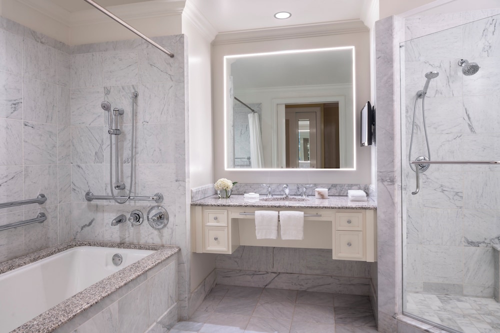 Four Seasons Hotel Los Angeles at Westlake Village - photo 52