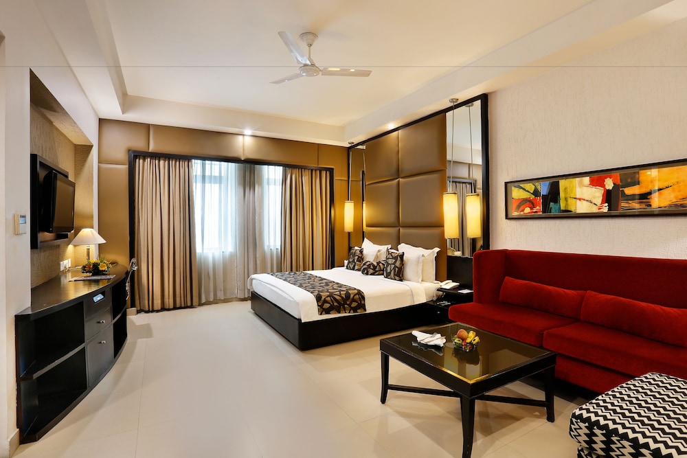 The Manor Bareilly Hotel — Bareilly — photo 4