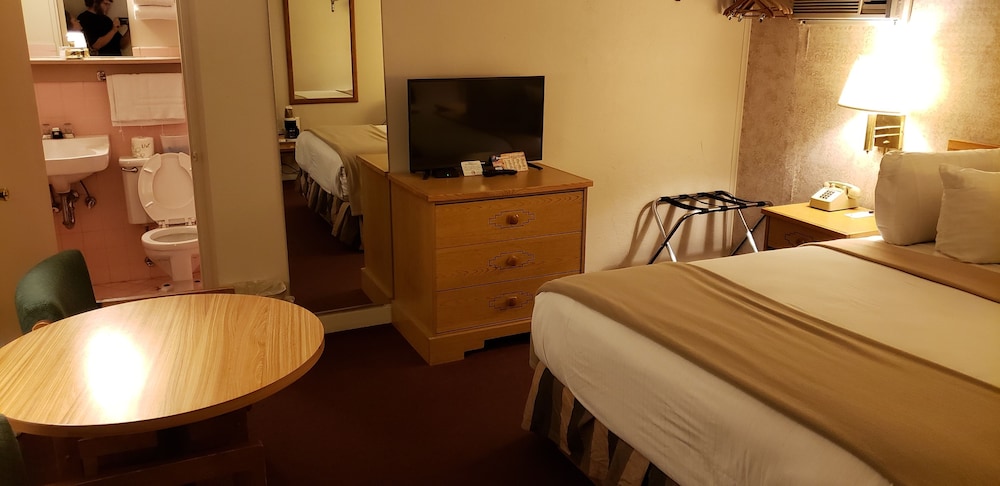 Cortez Cozy Inn - photo 11