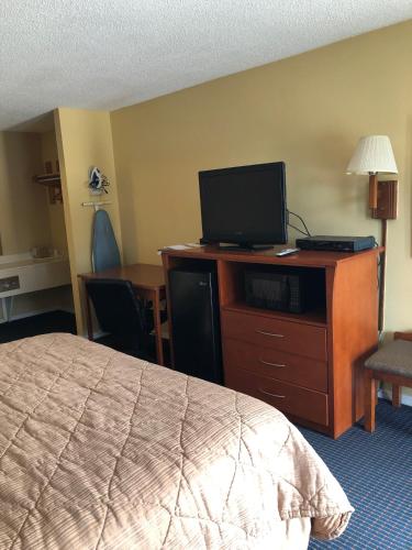 America's Best Inn - photo 45