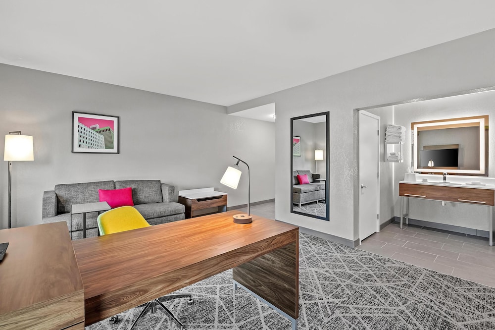 Hampton Inn Omaha West Dodge Road - photo 15