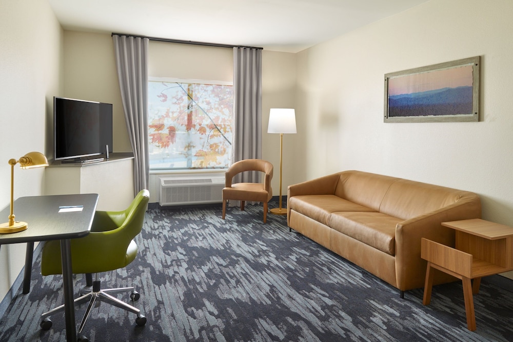 Fairfield Inn and Suites by Marriott Atlanta McDonough - photo 22