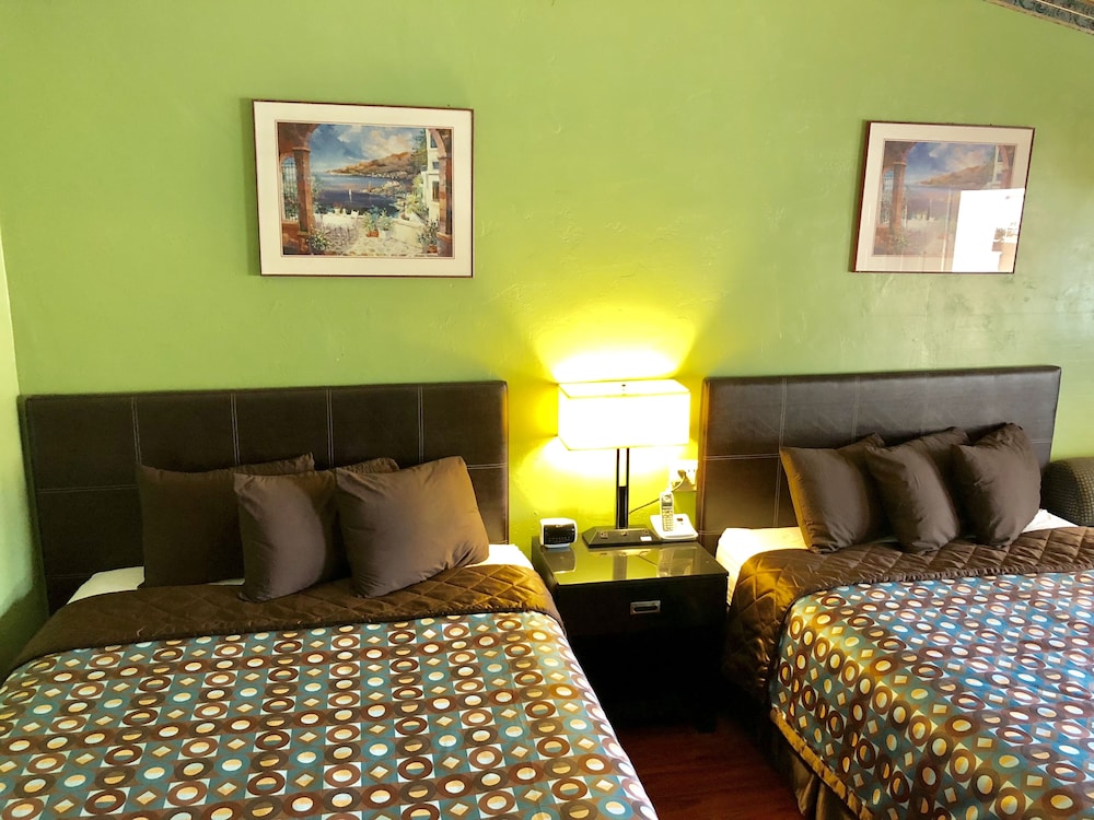Stardust Inn - photo 30