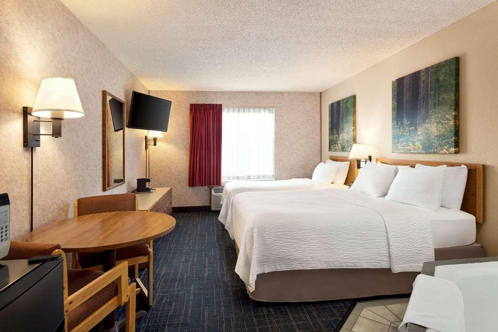 Days Inn by Wyndham Hurley - photo 36
