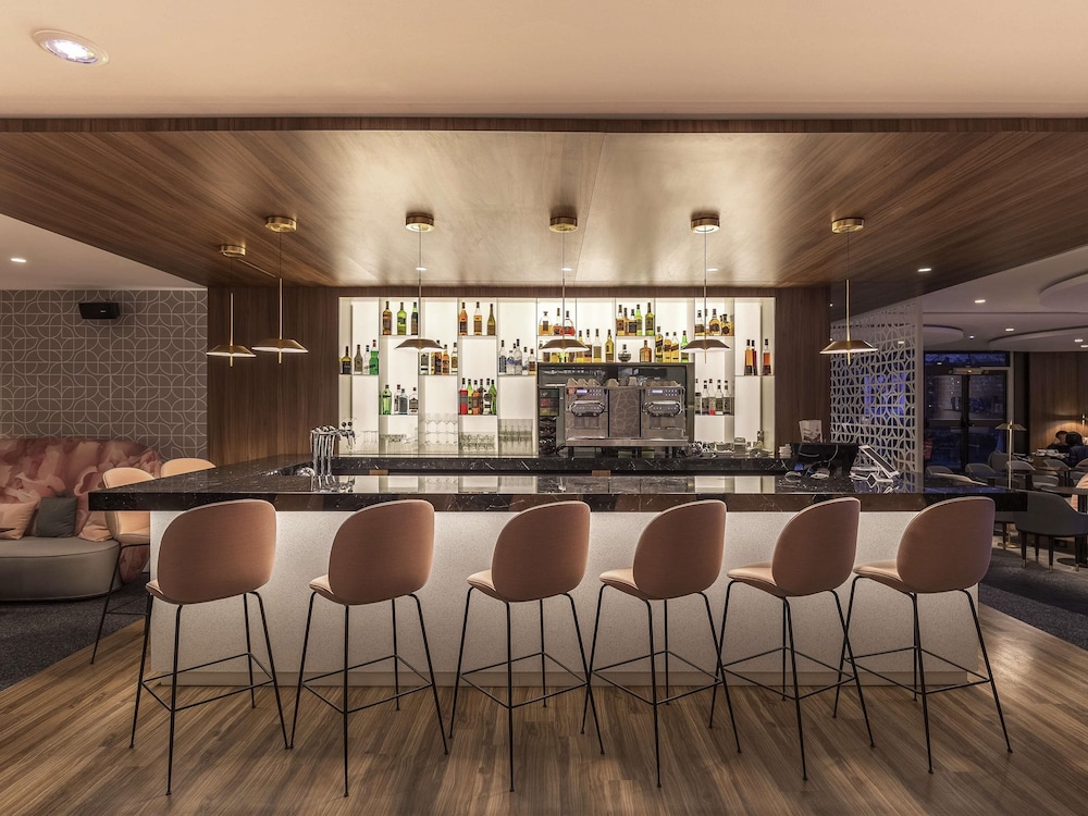 מזון ומשקאות