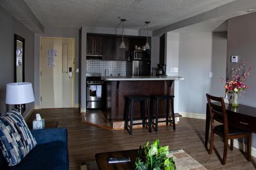 McCoy's Inn - photo 13