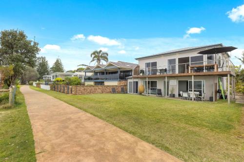 Jervis Bay Waterfront in Vincentia, Australia