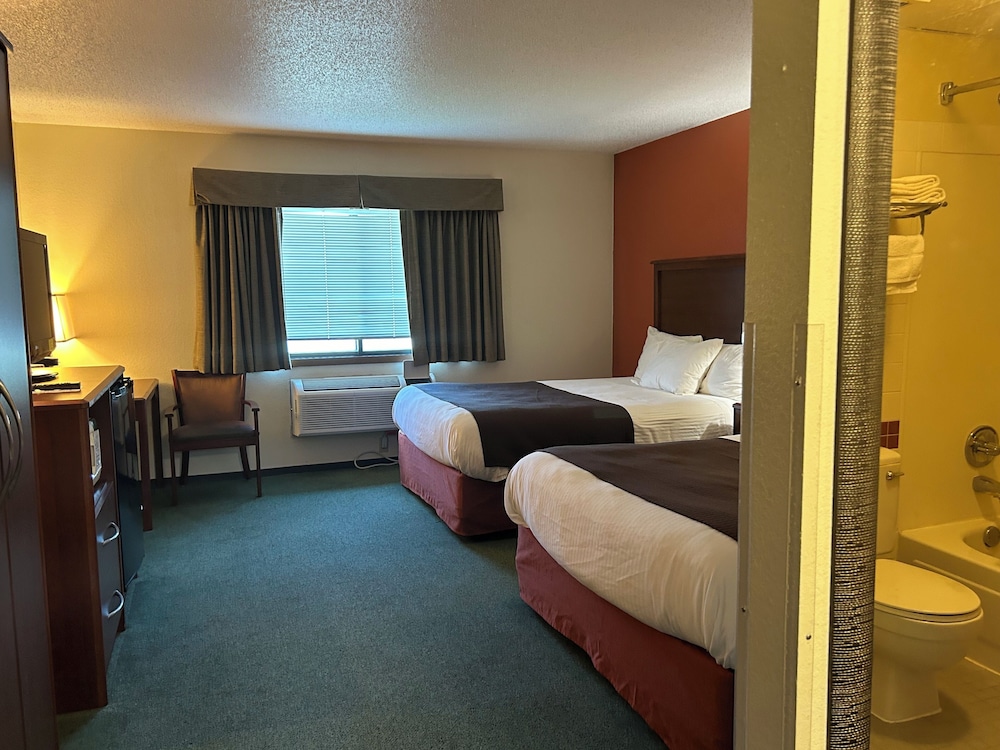 AmericInn by Wyndham Blackduck - photo 3