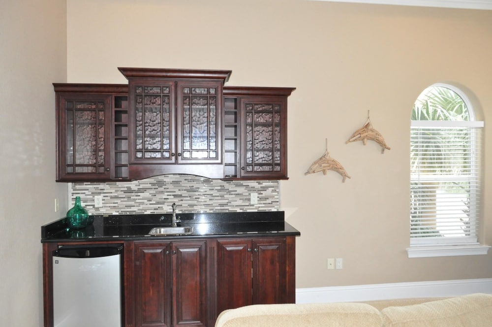 Palazzo by the Sea DBTS 36 Varazze Cay 3BR 3.5BA - photo 4